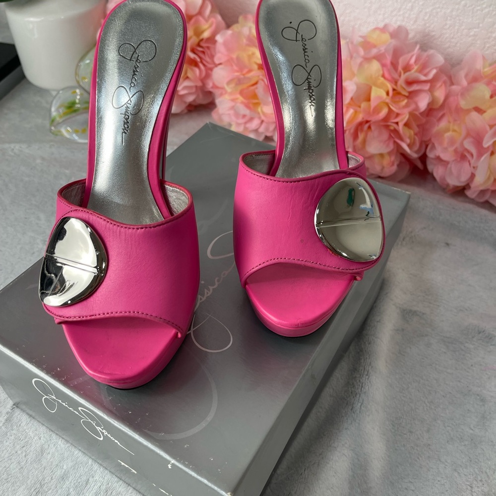 Size 7.5 Jessica Simpson neon pink, natural leather platform sandals!!
